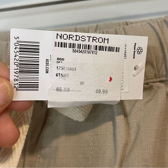 Topman cotton ripstop cargo short in stone - Picture 5 of 8